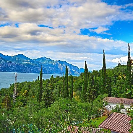 Villaggio Albergo Casa E Lago Brenzone sul Garda Eksteriør billede