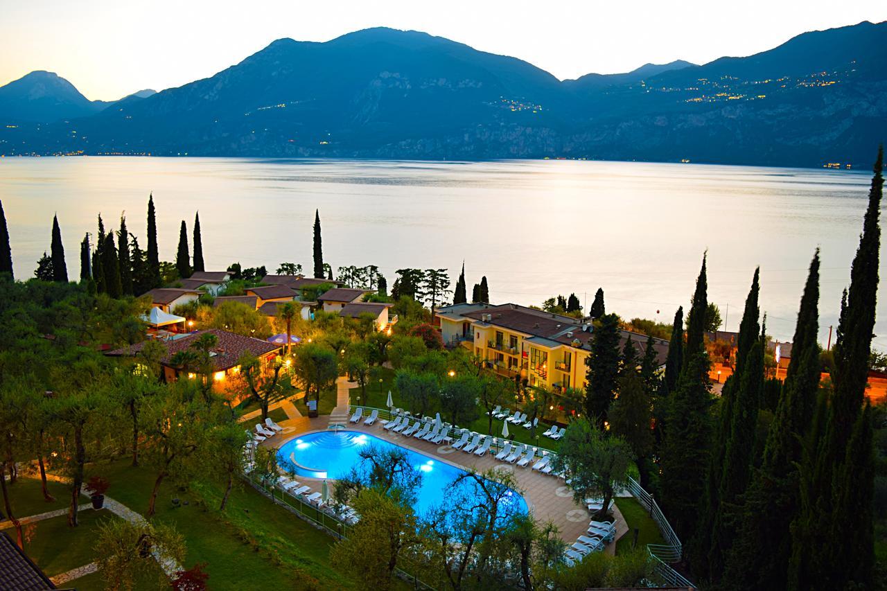 Villaggio Albergo Casa E Lago Brenzone sul Garda Eksteriør billede